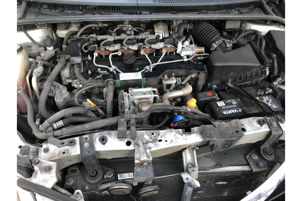 2014 Toyota Avensis kombi 2.0 D4D - manuális - BONTÁS -  Őrbottyán