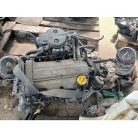 OPEL CORSA C Motor (Fűzött blokk hengerfejjel)