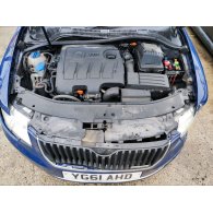 SKODA SUPERB II Motor (Fűzött blokk hengerfejjel)