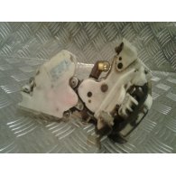 NISSAN PRIMERA (P10) Bal hátsó Ajtózár