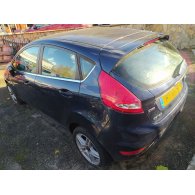 FORD FIESTA VI Bal hátsó Sárvédő