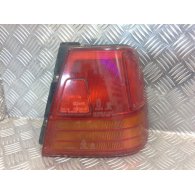 SUZUKI SWIFT II Ferdehátú (EA, MA) Jobb Hátsó Lámpa 