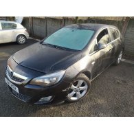 OPEL ASTRA J Bal Fényszóró