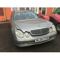 MERCEDES-BENZ E-CLASS (W211) Jobb első Ajtó (Részeivel)