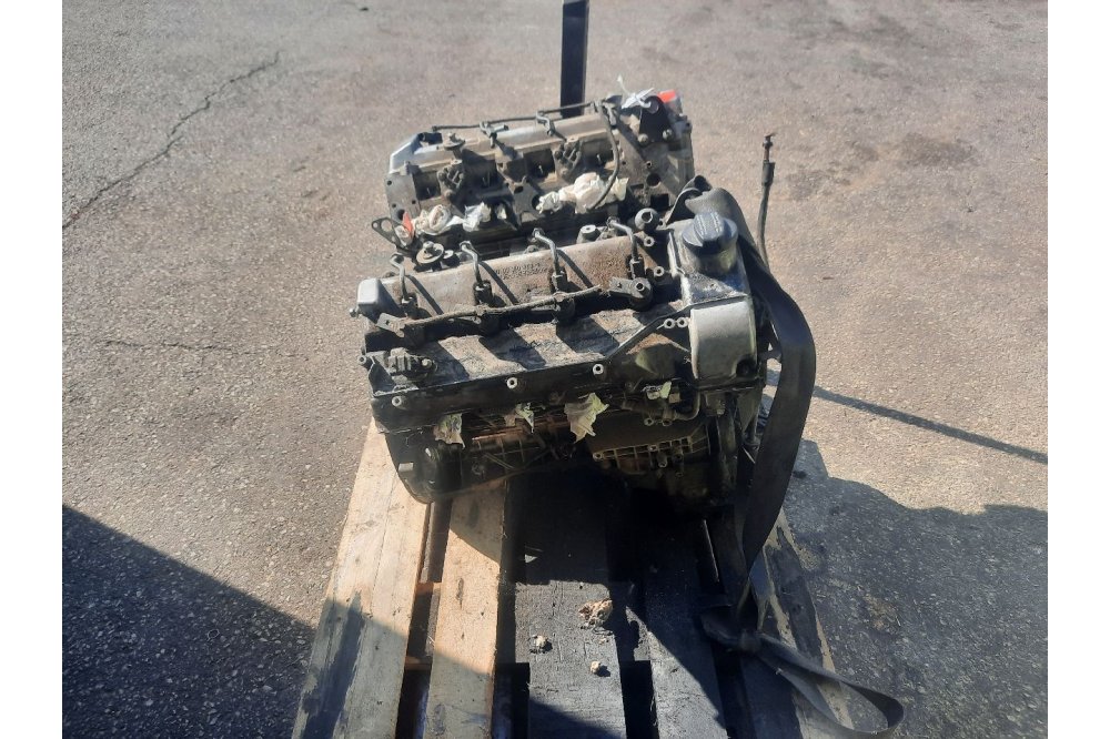 MERCEDES-BENZ S-CLASS (W220) S 400 CDI Motor (Fűzött blokk hengerfejjel)